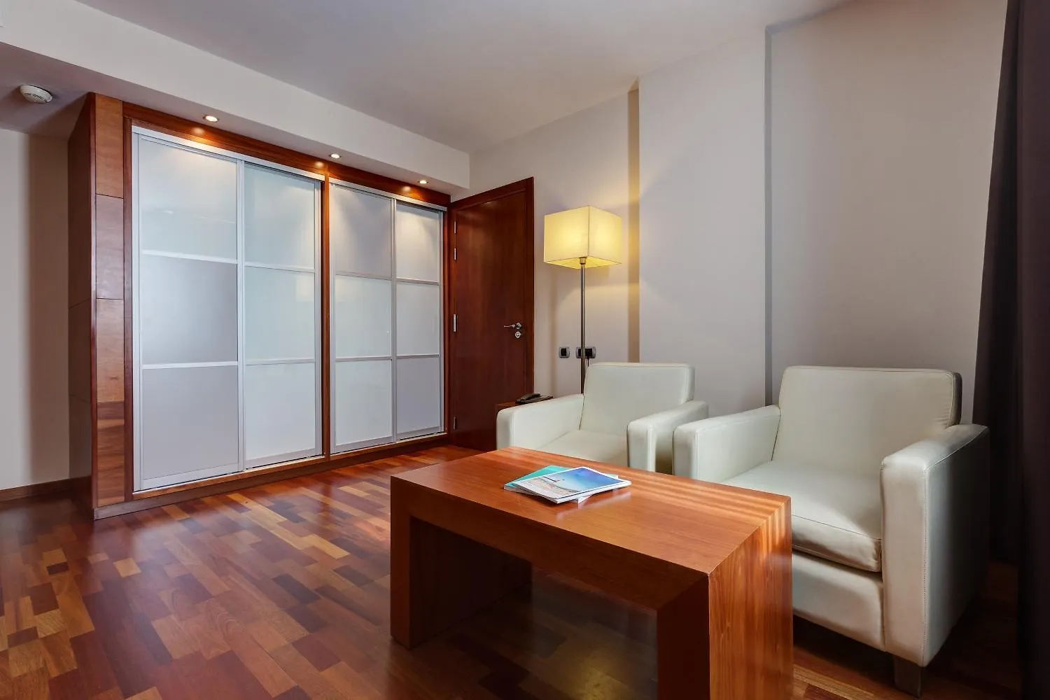 Acevi Villarroel Barcelona Hotel