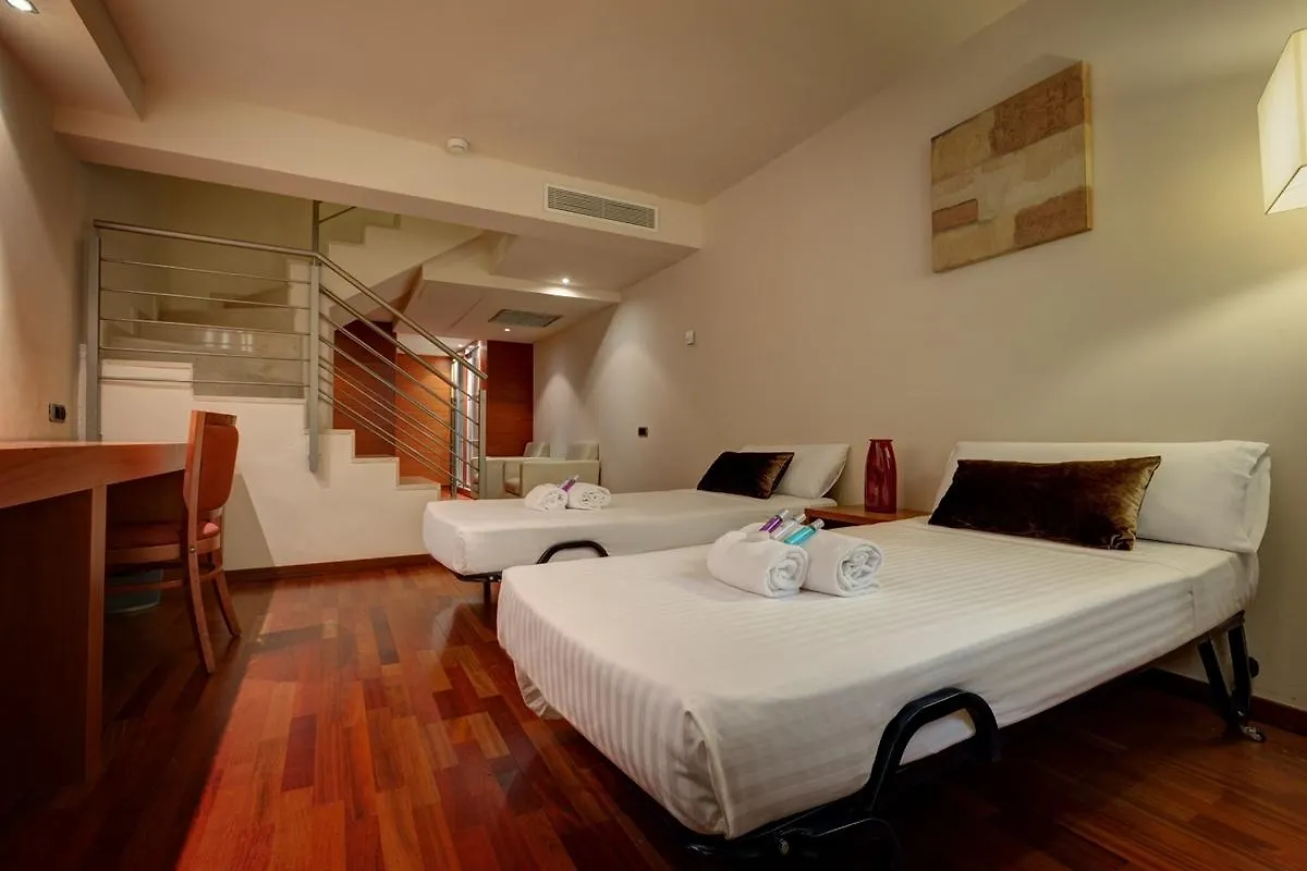 Acevi Villarroel Barcelona Hotel
