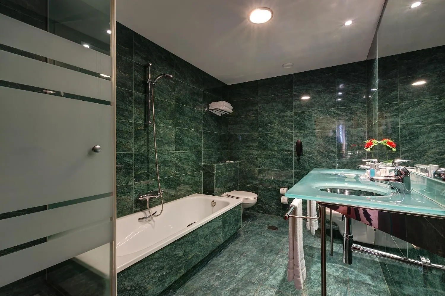 Acevi Villarroel Barcelona Hotel